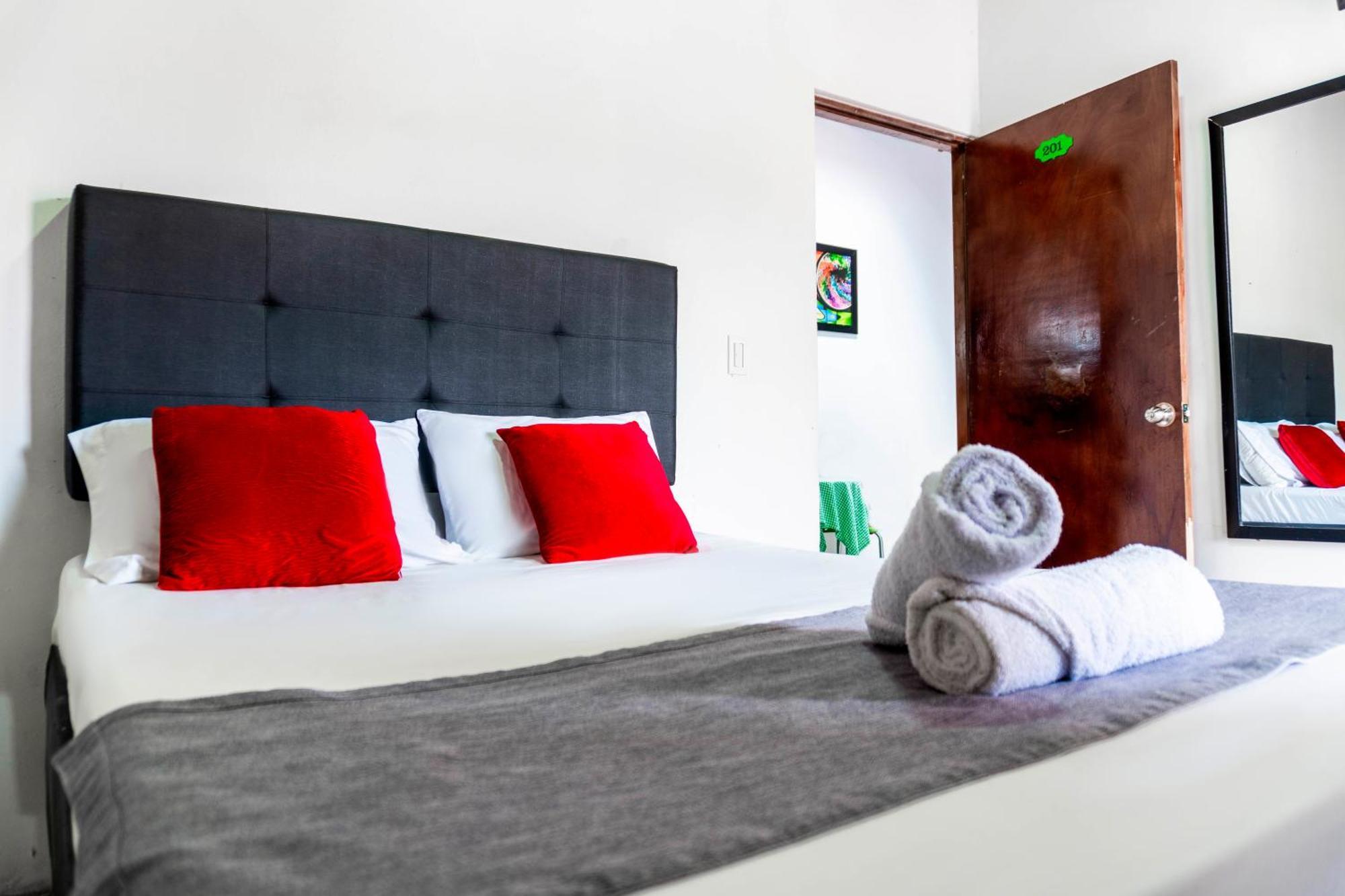 Hotel Villa Guatape Bagian luar foto